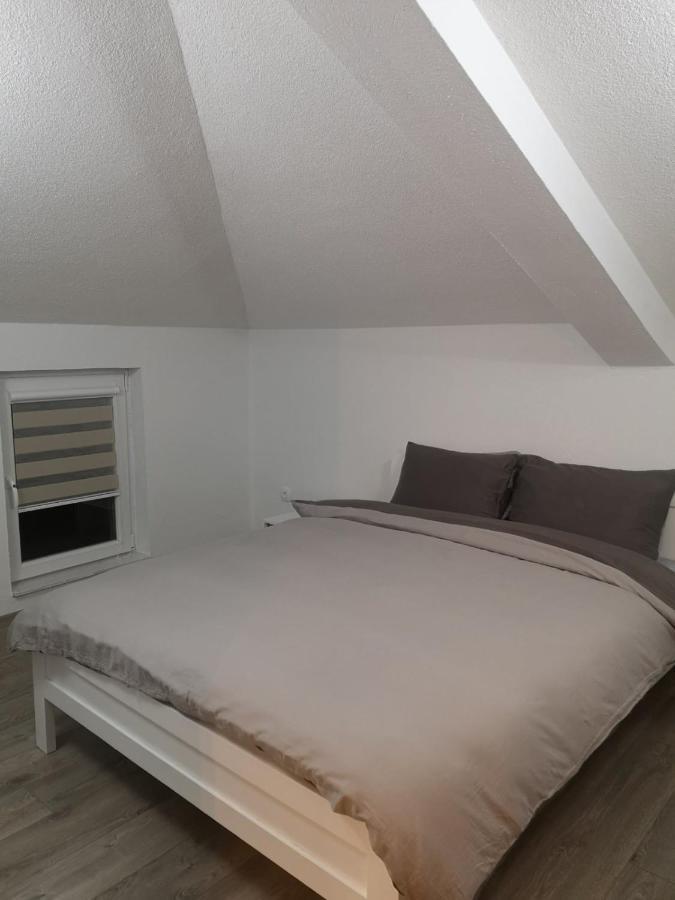 Papi Apartments Kruševo Buitenkant foto