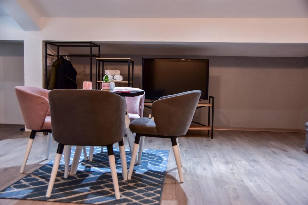 Papi Apartments Kruševo Buitenkant foto